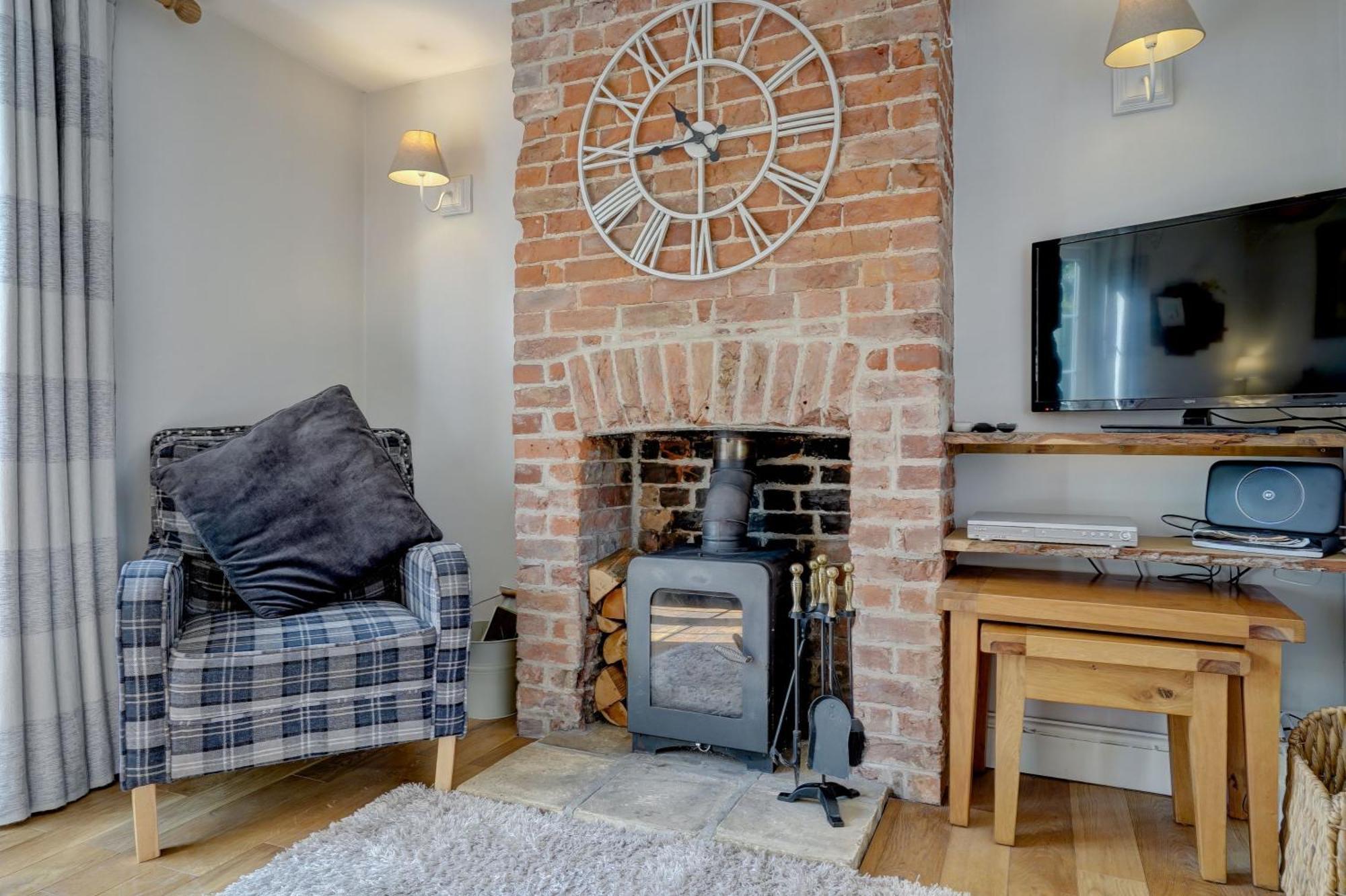 April Cottage By Winterton Cottages Екстериор снимка
