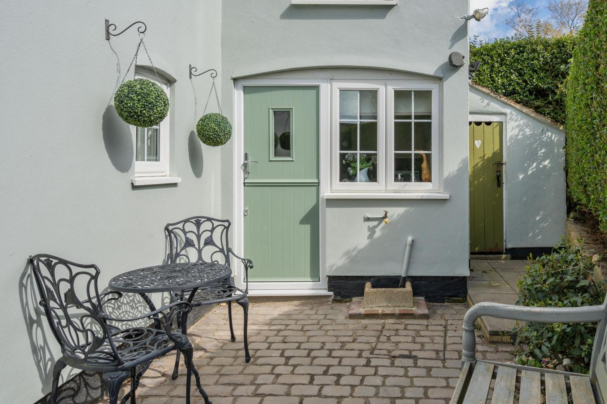 April Cottage By Winterton Cottages Екстериор снимка